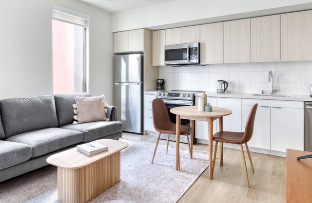 Rad Berkeley Studio w/ W/D & Coworking, walkable to BART, by Blueground