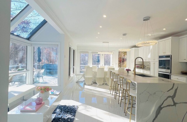 RAIN, SNOW OR SHINE! THIS HOUSE HAS ALL YOU NEED AND MORE TO HAVE A GOOD TIME !