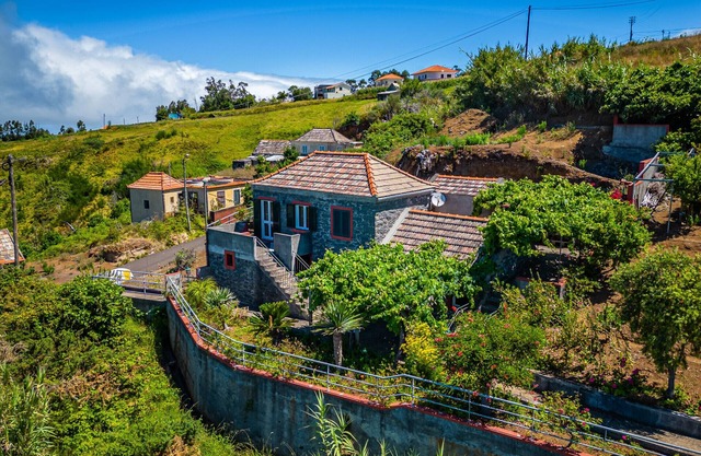 Rainbow Cottage by Madeira Sun Travel