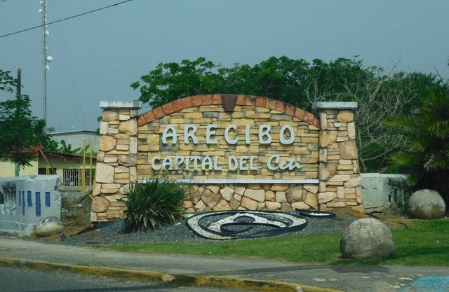 Rainforest Casa Encanto 2-bedroom house with AC, WiFi in delightful Arecibo