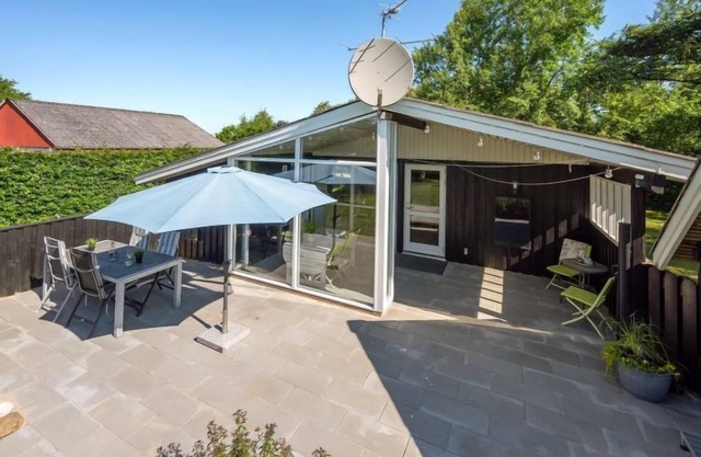 "Raisa" - 200m to the inlet by Interhome