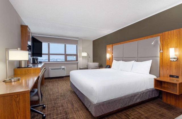 Ramada by Wyndham Northern Grand Hotel & Conference Centre
