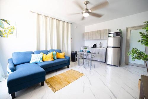 Ramey Cir D, near airport, beaches W/KING Bed.
