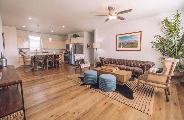 Ranch House Interior - 4 bedroom, 4 bath home on-site of Galway Downs