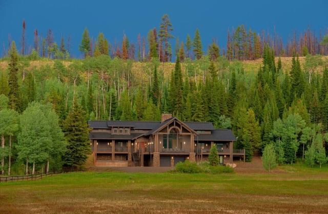 Private Ranch Oasis for Families & Retreats;White Bison nearby; Amenities & More