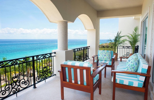Ranked #1 Resort in Cozumel by US News. Beach front, Unobstructed Caribbean Sea