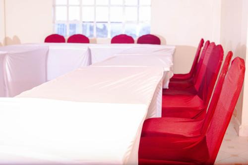 Rapolis Hotel Keroka