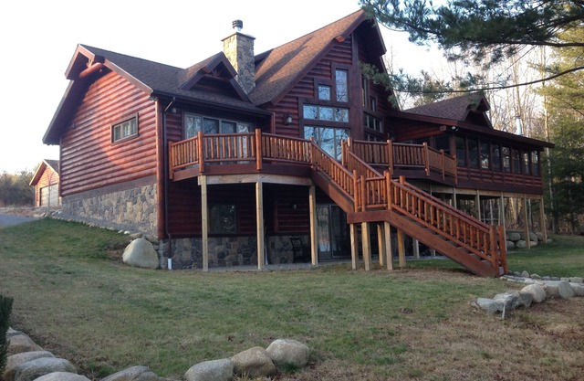 LUXURY LOG CABIN- SACANDAGA SEE! GROSSE 4 GROSSE FAMILIE ODER ZWEI FAMILIEN ZU TEILEN