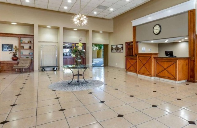 Rare Find! Free Parking, Pet-friendly, Steps to New Mexico Military Institute