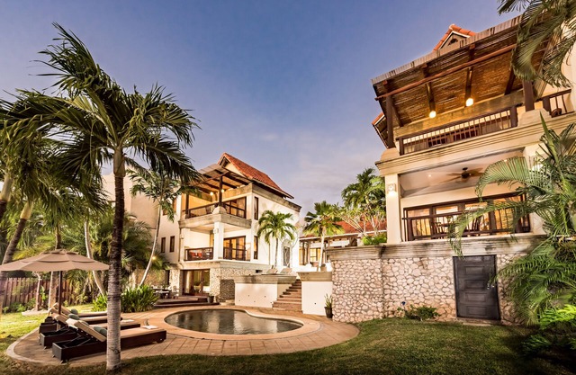 Luxuriöse Villa am Meer mit 5 Master-Suiten am Meer