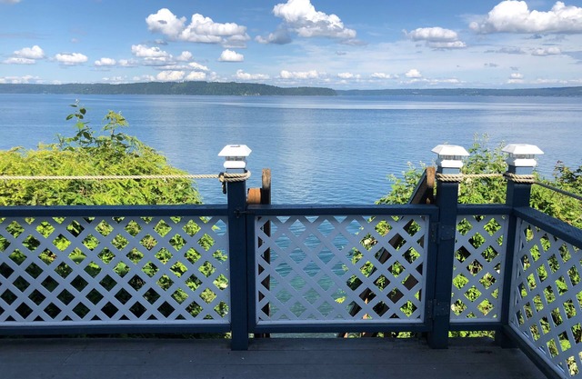 SELTENE FINDEN Historische Waterfront am Hood Canal, Olympic National Park, erstaunliche Tierwelt