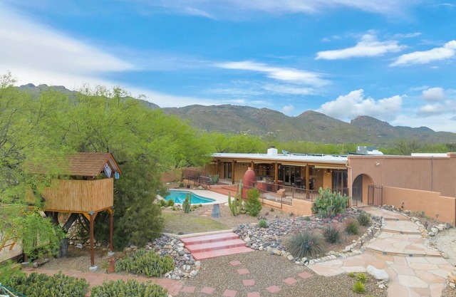 Rare Luxury Spring Fed Riparian 2.5 acre Retreat