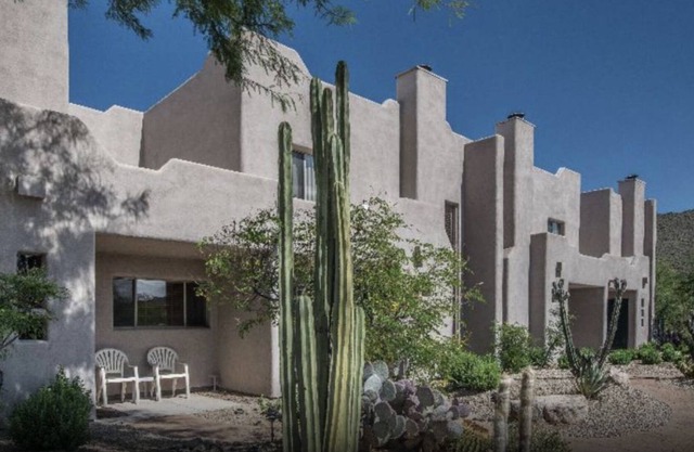 Rare Mountains views with Sunsets in Cave Creek