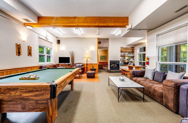 Rare Muskoka Chalet Suite - B6