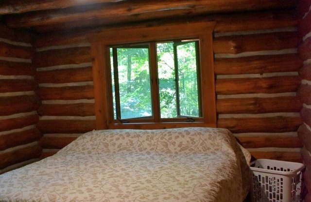 Rare relaxation in your 3-bedroom Ranch cabin