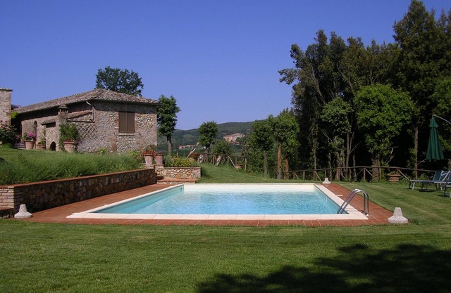 Lampone Cottage, in der grünen Toskana, Pool, einen Steinwurf von Siena entfernt
