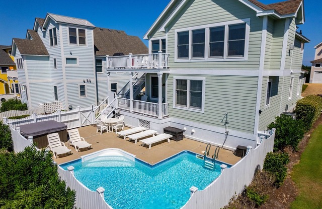 Real Escape - Private Pool & Hot Tub, Perfect Family Beach Vacation