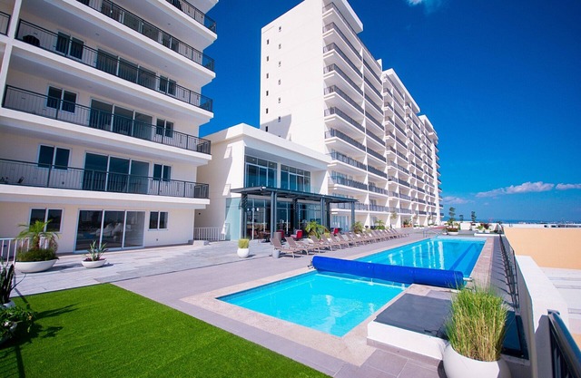 Real View Towers, 2nd floor 1BR, Zona Real, Near Andares