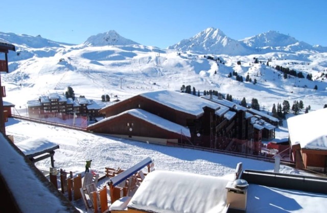 Schöne hohe Belle Plagne Wohnung in Südlage am Fuße der Pisten