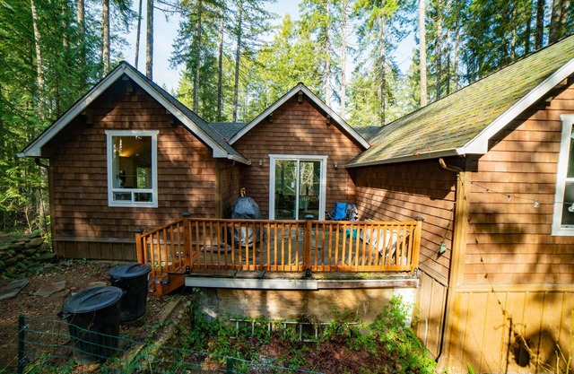 Amazing modern tudor style home fully renovated 2020 just off Lake Cushman