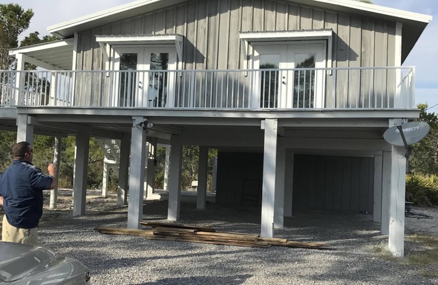 Palmetto Paradise *** Kürzlich renoviert !!!! 2bd / 1. 5 Bad. Schlaf 6.