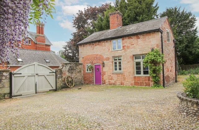 RECTORY COTTAGE, tierfreundlich in West Felton, Ref 1001316