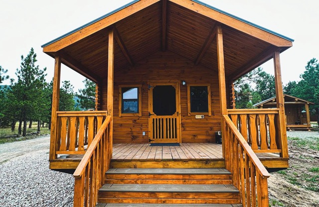 Red Canyon Lodge