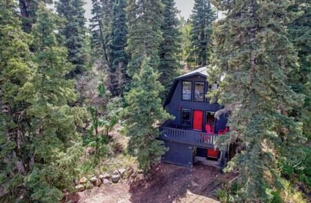 Red Door Mountain Retreat Near Park City