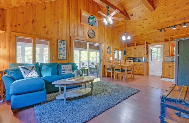 Red House w/ Access to Sebago Cove