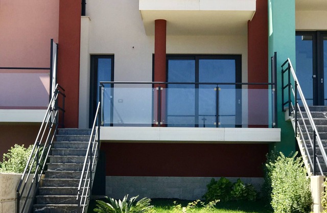 "ROTER LUXUS" in Borgo Guardiola bei Cefalù