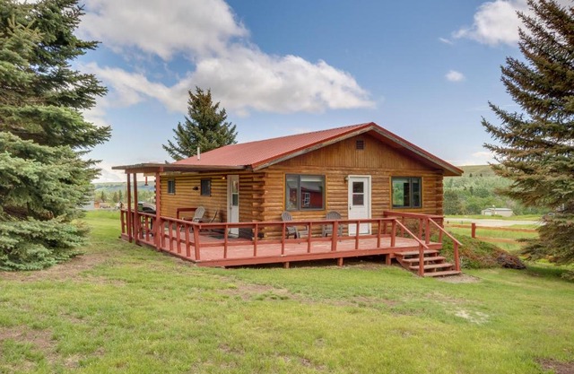 Red Lodge Vacation Rental with Mountain Views!