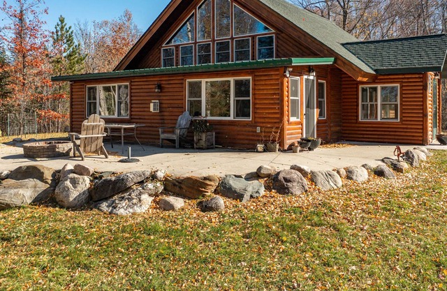 | Red Pine Refuge | New Listing!
