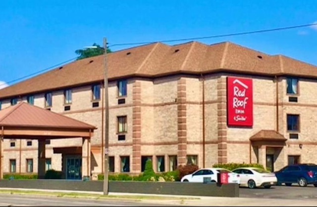 Red Roof Inn & Suites Detroit - Melvindale/Dearborn
