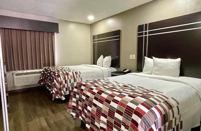 Red Roof Inn & Suites Jackson - Richland