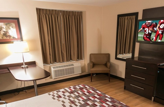 Red Roof Inn Sutton
