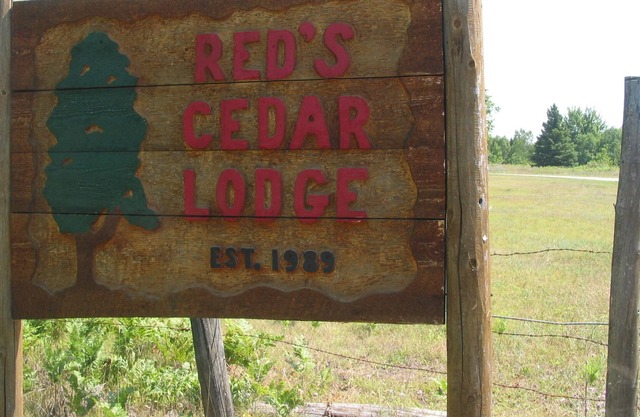 Red's Cedar Lodge, ruhig, entspannend und privat,