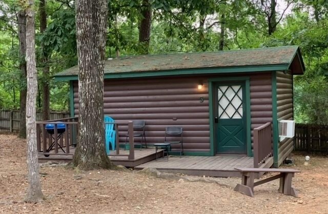 Redbud Rest - 1 Bedroom Cabin at The Whip Poor Will Resort
