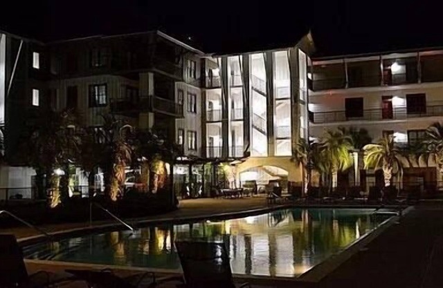 Redfish Village Blue Mountain Beach private beach access - 5 min walk