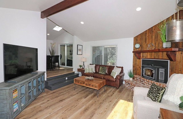 Redlands Oasis Sunset Vista