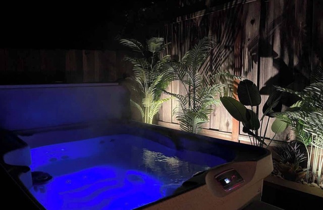 Redwood Grove - Relaxing Hot Tub+PS5+Redwood Park