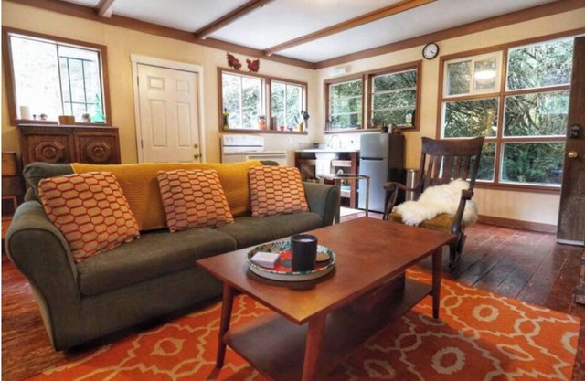 Redwood Hideaway