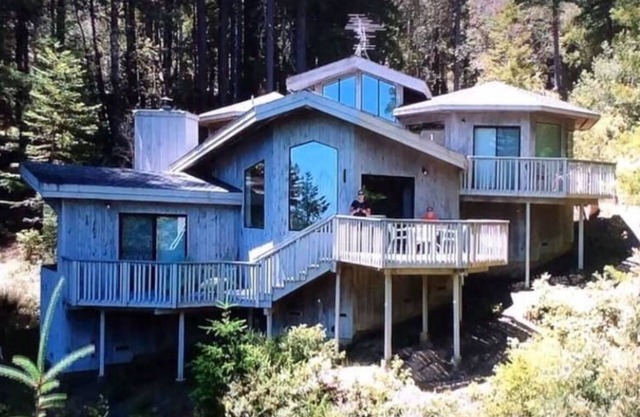 Charming Home in den Redwoods mit Blick auf das Meer