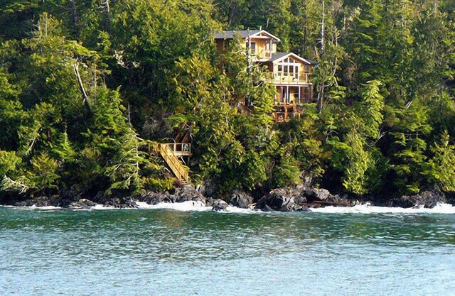 Reef Point Oceanfront B & B