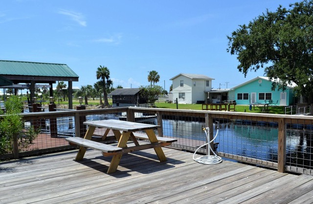 Reel Paradise RV Lot #2