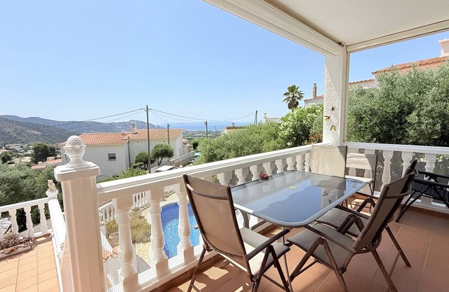 Ref. Alb31 - VILLA MIT POOL UND MEERBLICK