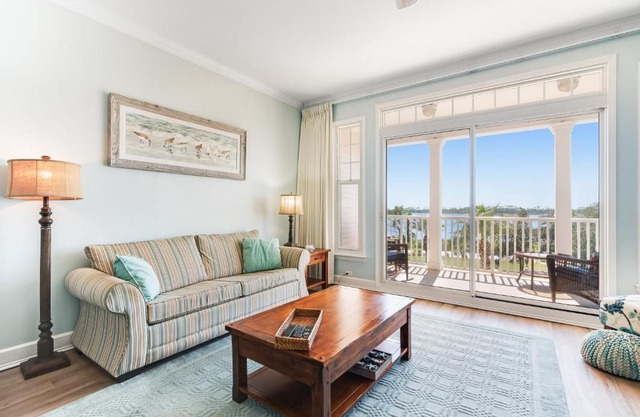 Reflections At Bay Point 407
