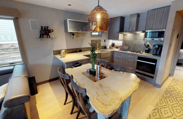 Renovierte, moderne Avon Condo in der Nähe von Gratis-Shuttle zum Beaver Creek Skifahren, Essen