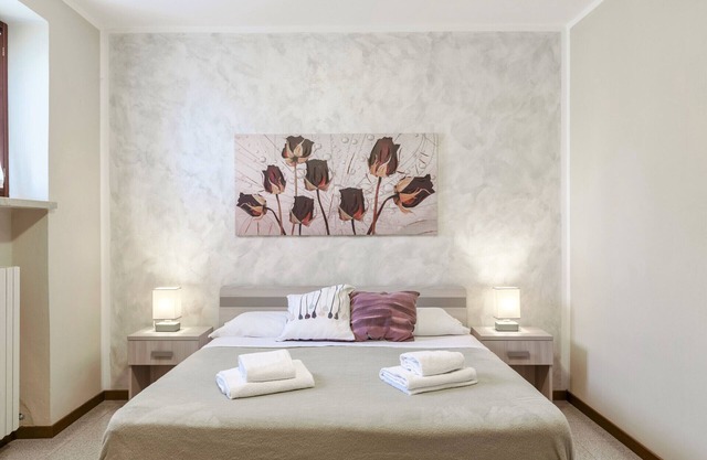 Regarda – Fewo Rosa Baccarat 5 mit Campingplatz und Strand Eintritt