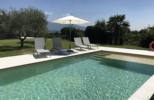 Regarda - "Villa Ida, Rodole Einheit" mit Stil und Liebe eingerichtet, mit Pool und Klimaanlage