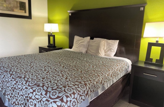 Regency Inn